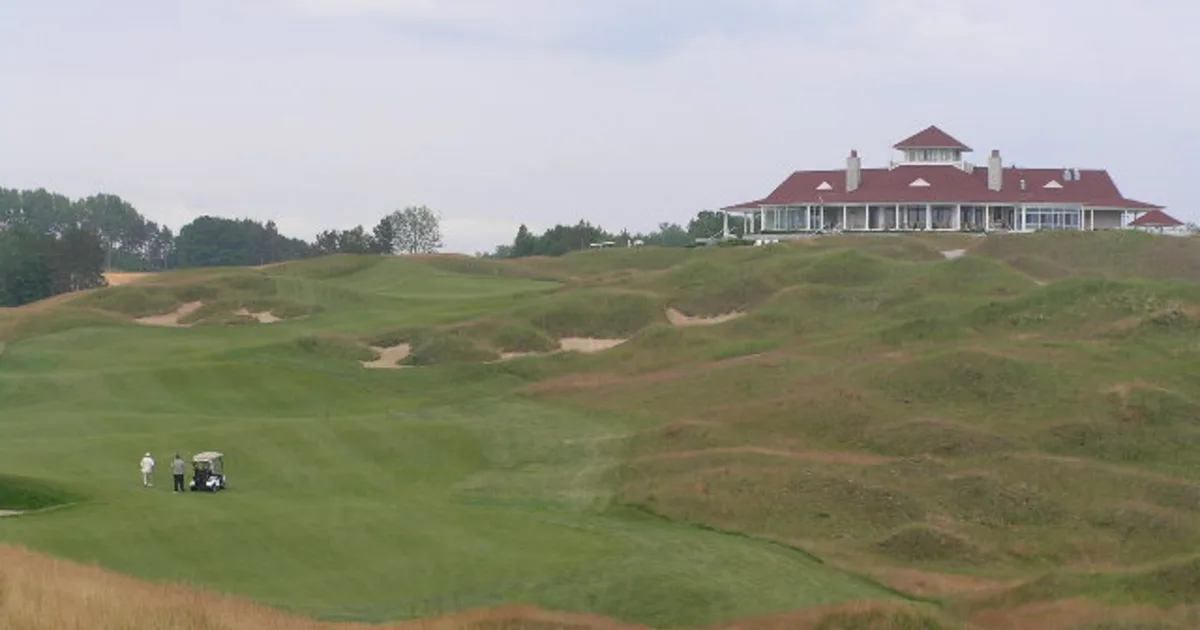 Can You Play Arcadia Bluffs on GSPro? Guide — Home Golf Hero