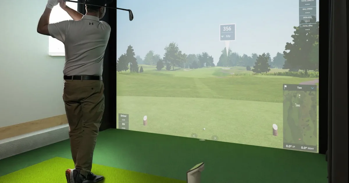 Golf simulator floor plan layouts 2026 — room layout diagrams for 10x10, 12x14, 15x20, and 20x25 spaces, with optimal launch monitor, screen, and hitting zone placement for home golf sims