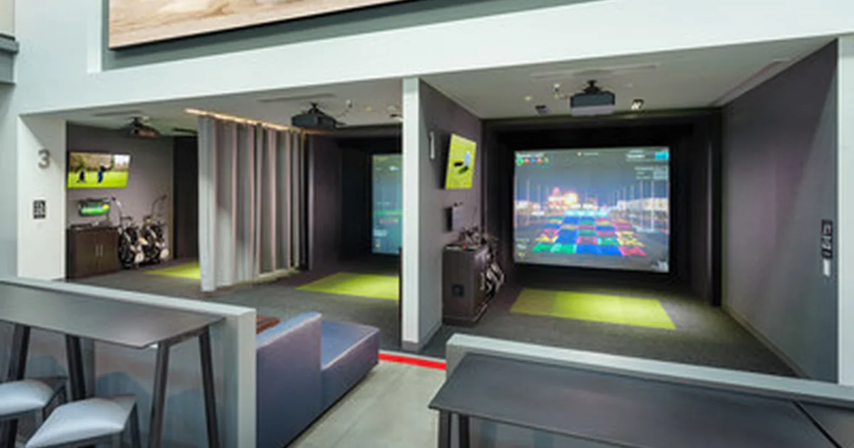 7 Sim Venue Formats Compared: Pick Your Perfect Golf Business Model in 2026